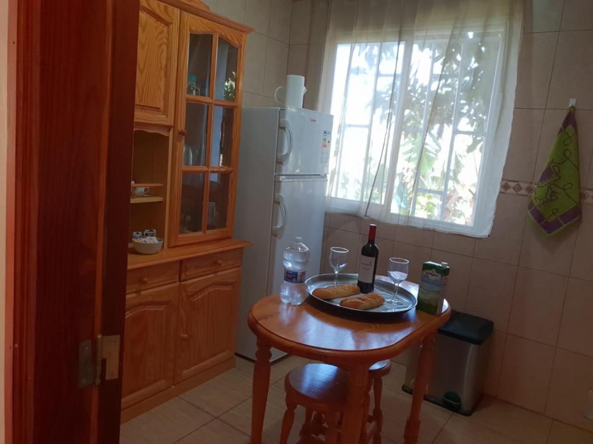 Casa Angel Y Carmen Villa El Cercado Екстериор снимка
